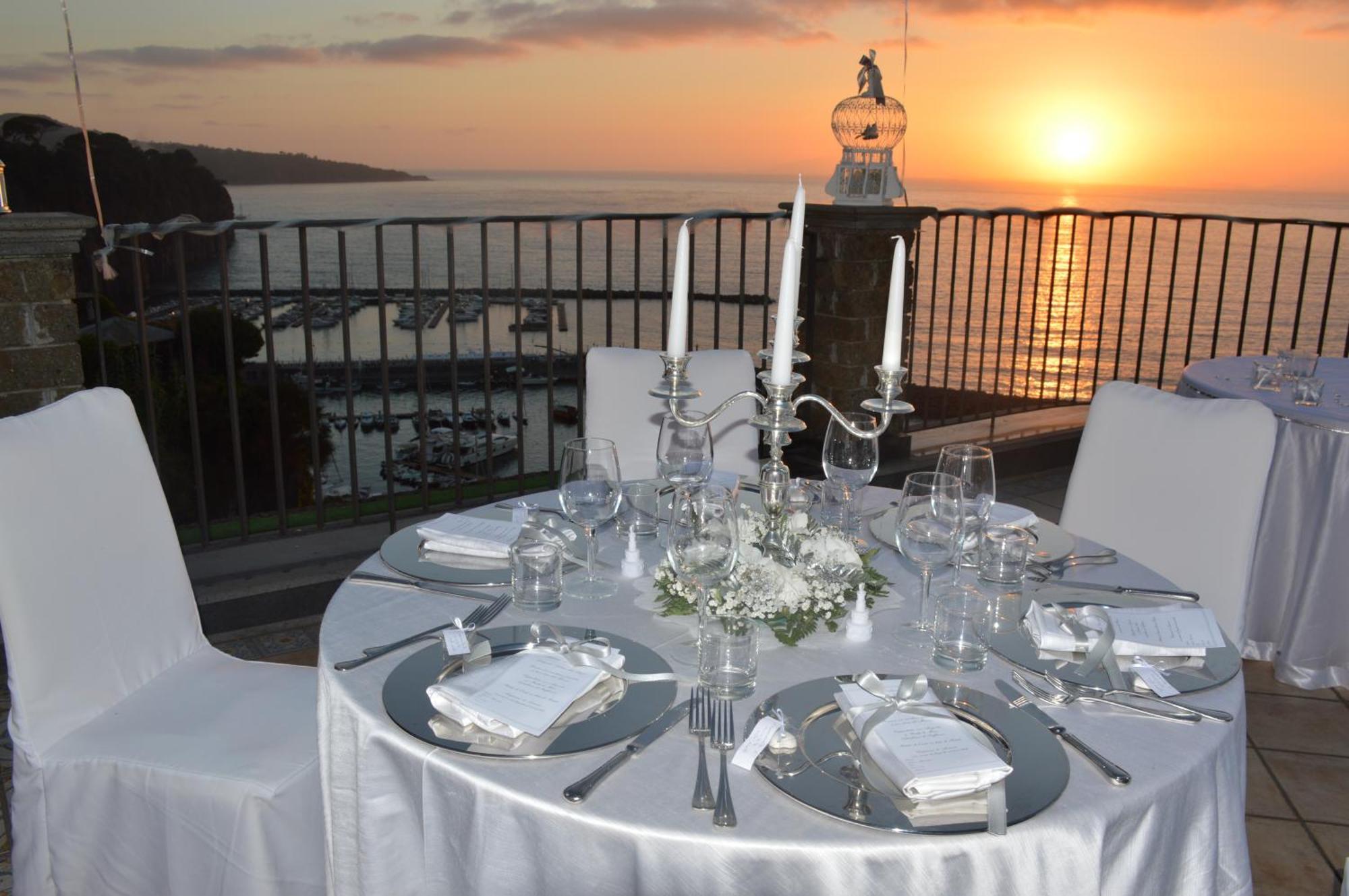 Hr Hotel & Spa Piano di Sorrento Exterior photo