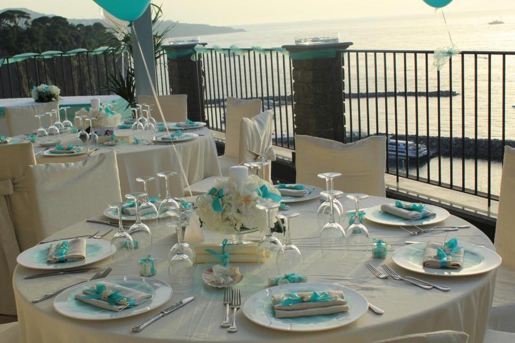 Hr Hotel & Spa Piano di Sorrento Exterior photo